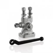 Multi-Way Cocks PN 100