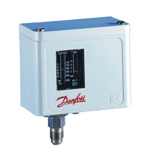 Manometer KP-15 (+/-) 1/4 Bördelung + Verschluss